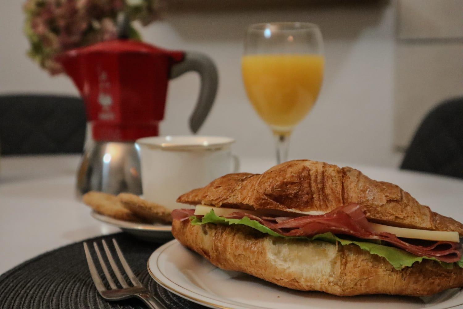 Chez Marthe, Organic Farm Stay Knin Bagian luar foto